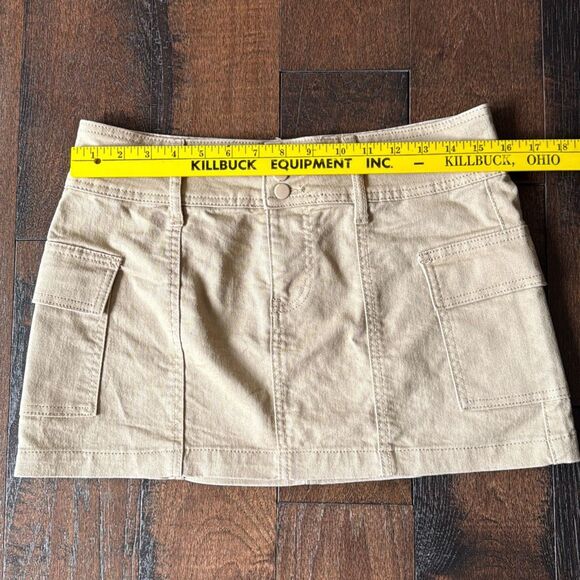 Y2K vanilla star cargo mini skirt size 11 khaki academia - Picture 4 of 5
